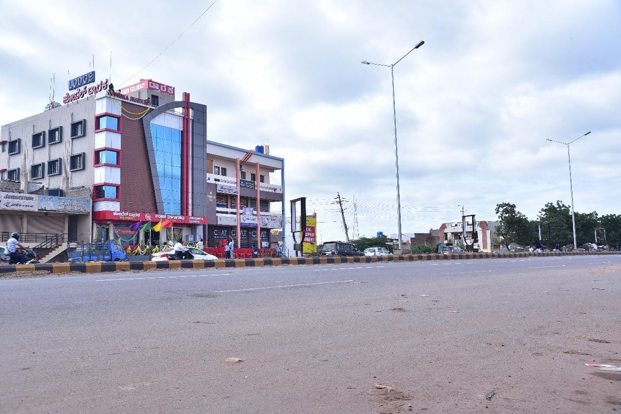 Iroomz Dwaraka Residency Bellary Exterior photo