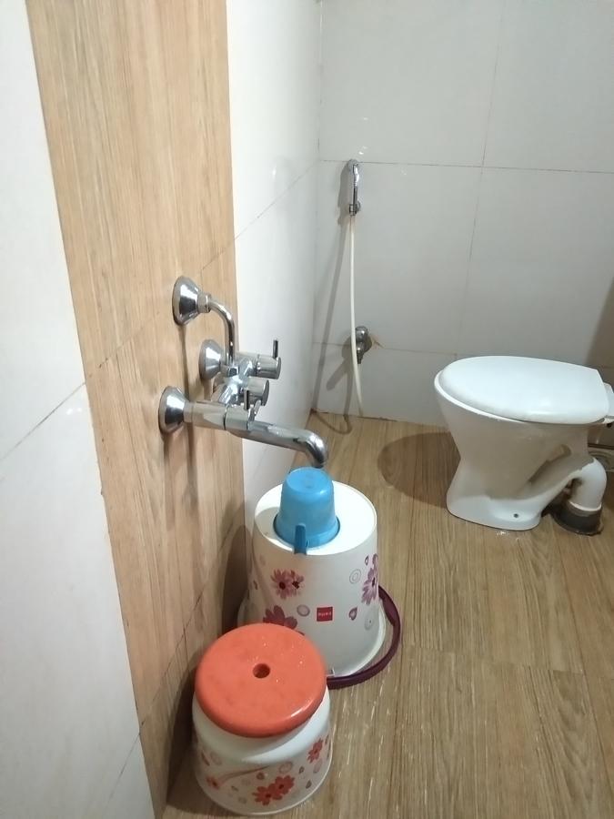 Iroomz Dwaraka Residency Bellary Exterior photo